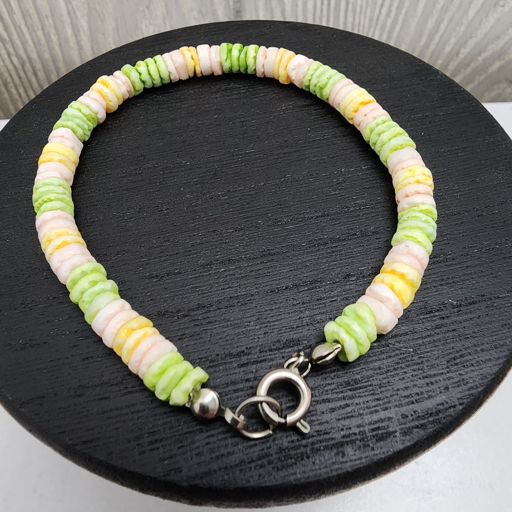 Shell bracelet - Picture 1 of 2